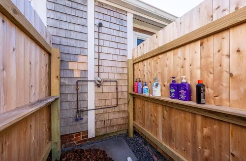 East Dennis House | Cape Cod Compound Near Sesuit Harbor