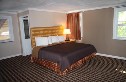 Main Street Hyannis Hotel | Cape Cod Inn