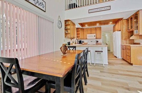 Cascade Cabin | Cascade Cabin Mountain Getaway with Private Beach