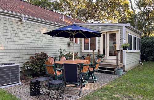 Centerville House | Centerville 2 bedroom 1.5 bath ranch with central AC, Great backyard, centrally located sleeps 4