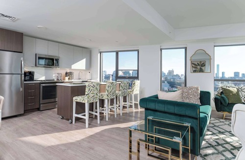Central Square Apartment | Central Square 2BR Penthouse near MIT & Harvard to Balance Life, Work Play Sleep 7!