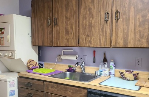 Calverton Apartment | Charming 1-bedroom apartment in tranquil Silver Spring with WiFi