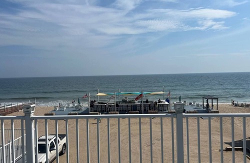 Misquamicut Hotel | Charming 1-bedroom hotel in enchanting Westerly with a beautiful ocean view