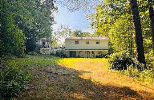 Castleton House | Charming 2-bedroom lake house with direct lake access!
