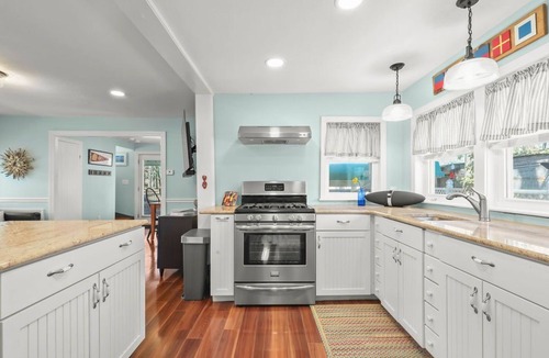 Buzzards Bay House | Charming Cape Escape Near Buzzards Bay