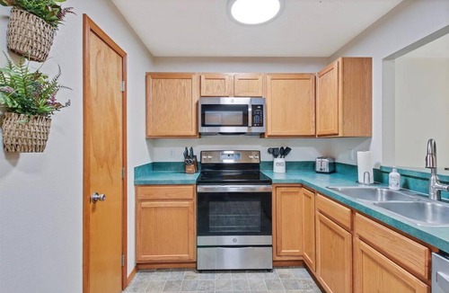 South Boise Village House | Charming & Centrally Located Downtown Boise Townhome