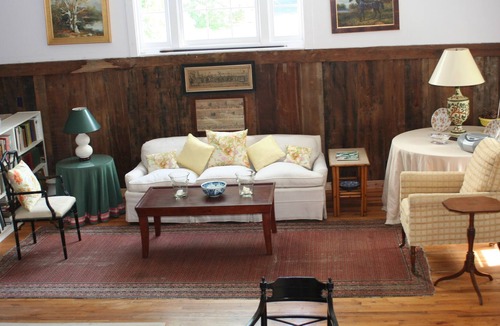 Roxbury House | Charming Converted Barn