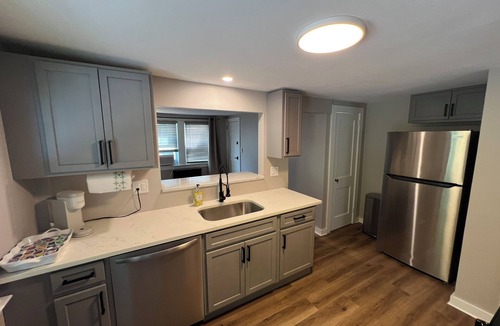 Unionville Apartment | Charming First Floor 1-Bedroom - Steps Unionville Center Shops
