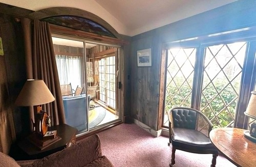 Holderness Cottage | Charming Lakeside abode on Golden Pond