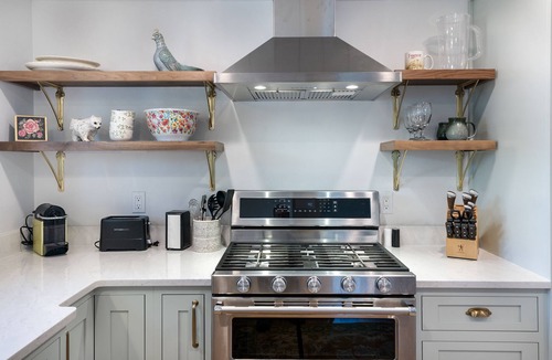 Whitefish Cottage | Charming Loft Bedroom Cottage in Downtown White, 1 block away from everything