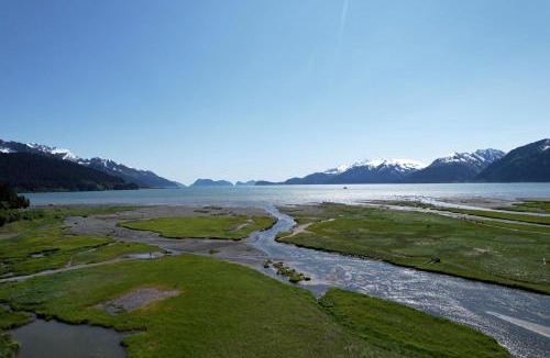 Seward House | Charming Minimalist Cabin Escape with Modern Essentials in Seward, Alaska