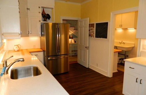 The Pines Cottage | Charming Ocean-Block Cottage, Steps to Beach & Boardwalk – Spacious & Cozy!