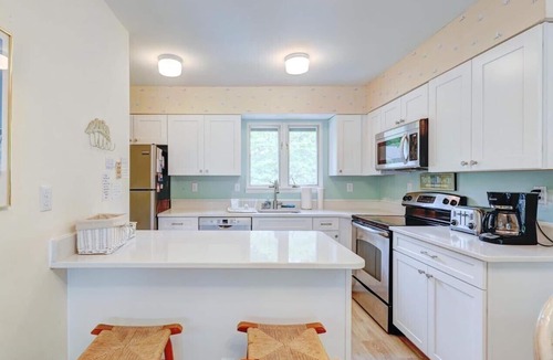 Bethany Beach House | Charming Sea Colony Condo! Walk to Beach, Tennis, Pool, Town