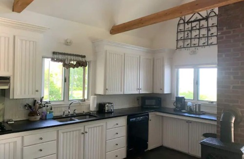 Bath House | Charming Victorian House on the river close to downtown Bath
