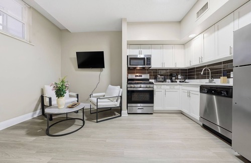 Downtown Apartment | Chic Studio Retreat in New Haven