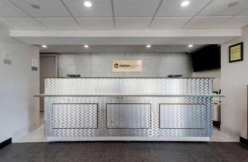 McDonough Hotel | Clarion Pointe McDonough