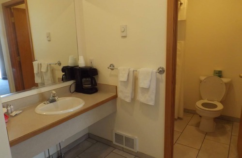 Clark Fork Hotel | Clark Fork Lodge