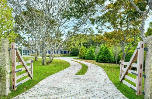 Katama House | Classic Coastal Elegance in the Katama Bay area