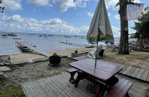 Sebago Villa | CLEARVIEW LIMIT 6