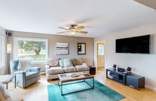 Lubec House | Coastal Cottage