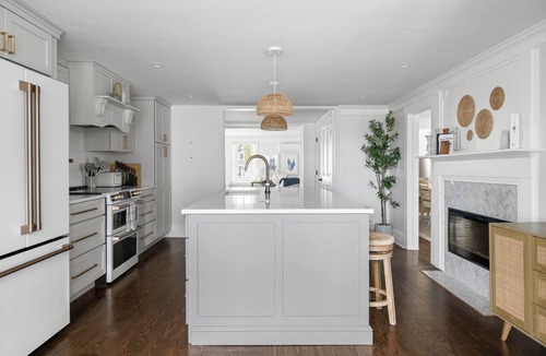 Kennebunk Hotel | Coastal spacious Retreat downtown Kennebunkport village