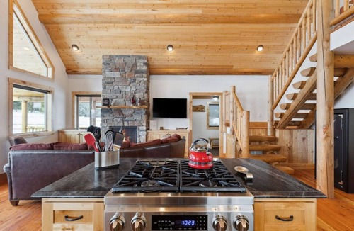 Grantsdale Apartment | * * *Como Peaks Cabin* * *