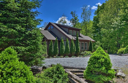Seven Devils Cabin | Contemporary Cabin on the Peak of Seven Devils