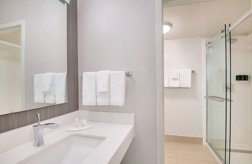 Homewood Hotel | Courtyard by Marriott Birmingham Homewood