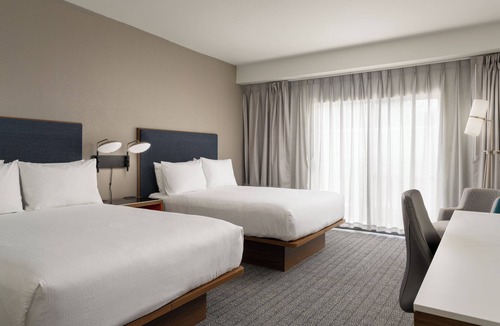 Brunswick Hotel | Courtyard by Marriott Brunswick