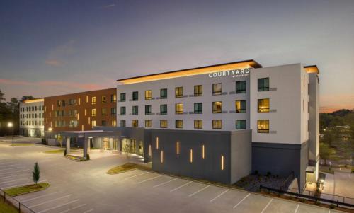 Crestline Heights Hotel | Courtyard by Marriott Birmingham Grandview