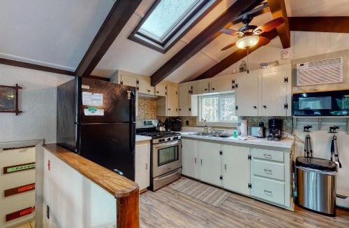 Bartlett House | Covered Bridge Chalet
