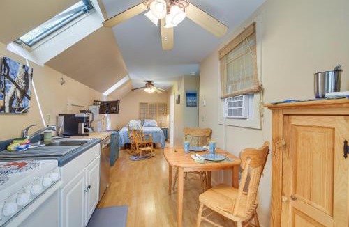 Boothbay Apartment | Cozy Boothbay Studio w/Patio ~ 5 Mi to Harbor!