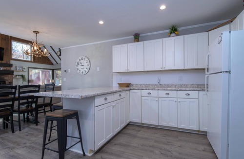 Stratton and Bromley Ski Areas House | Cozy cabin with Forest views - Minutes to Mountain
