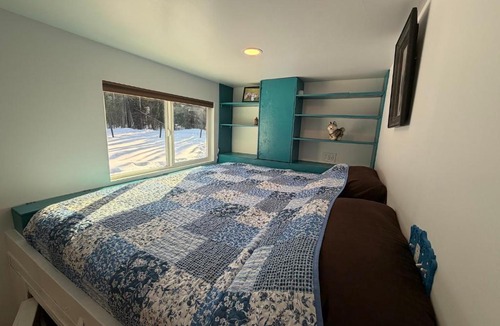 Funny River House | Cozy Container
