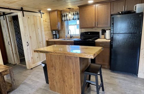 Belgrade Cabin | Cozy Cottage on Ellis Pond-Cabin #2 at Kozy Cove