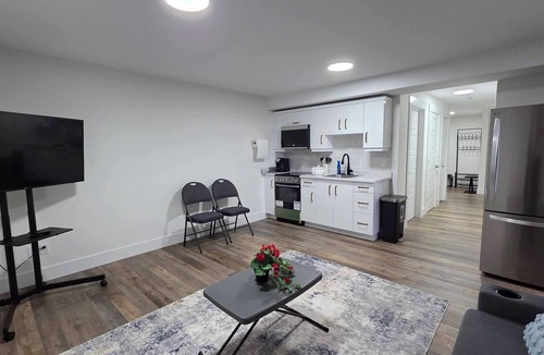 Moncton House | Cozy Modern Basement Suite in Riverview