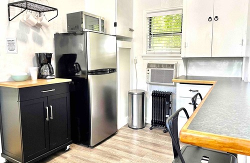 Twin Falls House | Cozy Studio Cottage - Downtown Twin Falls