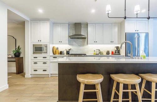 Canmore Apartment | Creekside Elegance at Timberstone
