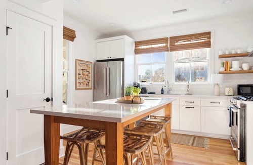 Downtown Charleston House | Crosstown @ King | Elegant Downtown Stay Near King