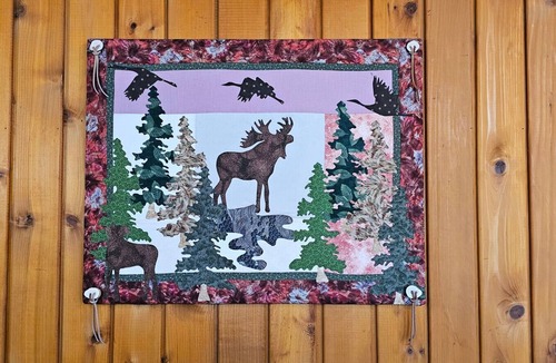 Crowsnest Pass Cabin | Crowsnest River Chalet - Moose