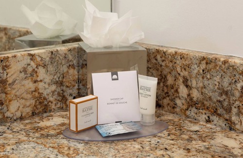 Holyoke Hotel | D. Hotel Suites & Spa