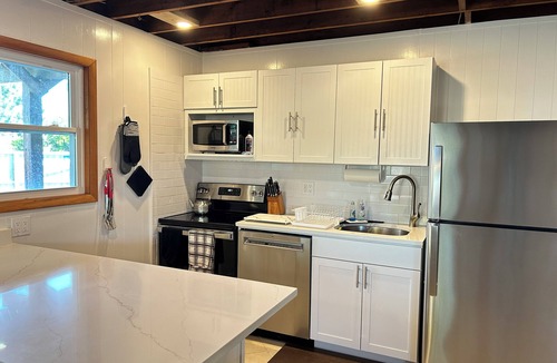 Bayberry Dunes House | Davis Park Waterview, 4th House from Ocean, WiFi, Pool, AC/Heat