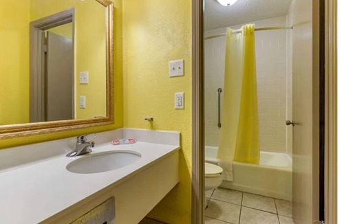 Douglas Hotel | Delight in Pet-Friendly Four Double Queen Bed Rooms w/Pool Outdoor Pool