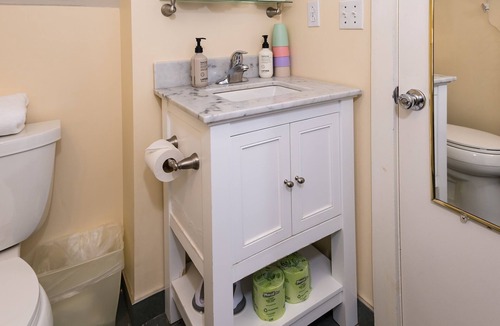 Stowe Bed & Breakfast | Dewey Mountain+Breakfast at the Brass Lantern Inn