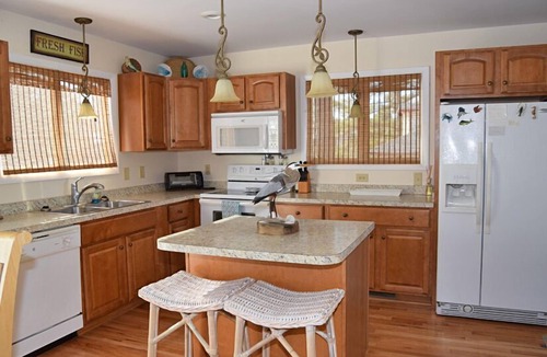 Deep Hole House | Dockside Dreams-Canalfront Home in Oyster Bay with Boat Dock.