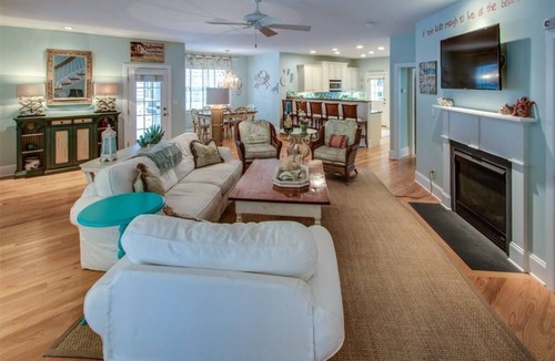 The Pines House | Dog-Friendly 5BR/5.5BA Coastal Home, Walk to Beach & Downtown Rehoboth