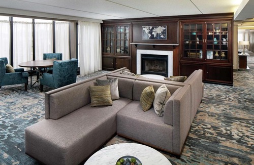 Nashua Hotel | DoubleTree by Hilton Nashua