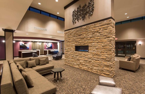 Seward Place Hotel | DoubleTree by Hilton Schenectady