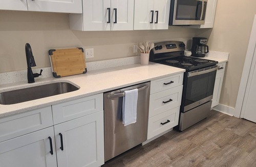 Marblehead Apartment | Downtown Marblehead 3brm