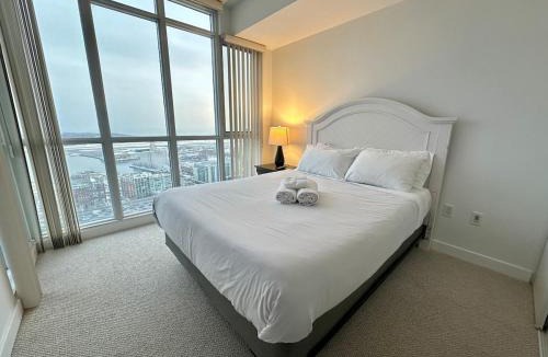 CityPlace Apartment | Dreamspace 3 Bdrms with 1 Parking